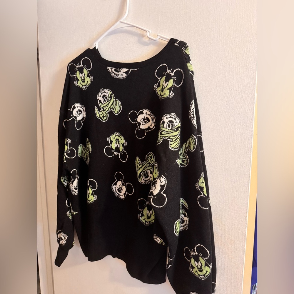 Her Universe Mickey Mouse Halloween Sweater Size 1 Black - Picture 5 of 5